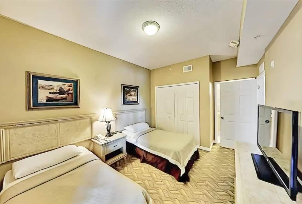 Entire Rental 3-Br Minutes From Disney X8 Hot Tub Apartment 2204 Orlando Eksteriør bilde