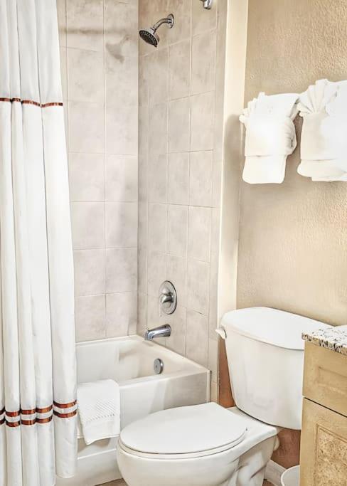 Entire Rental 3-Br Minutes From Disney X8 Hot Tub Apartment 2204 Orlando Eksteriør bilde