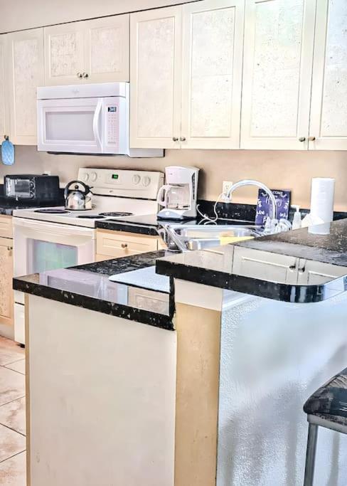Entire Rental 3-Br Minutes From Disney X8 Hot Tub Apartment 2204 Orlando Eksteriør bilde
